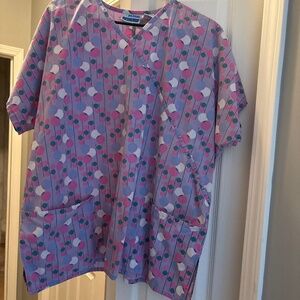 Scrub top
